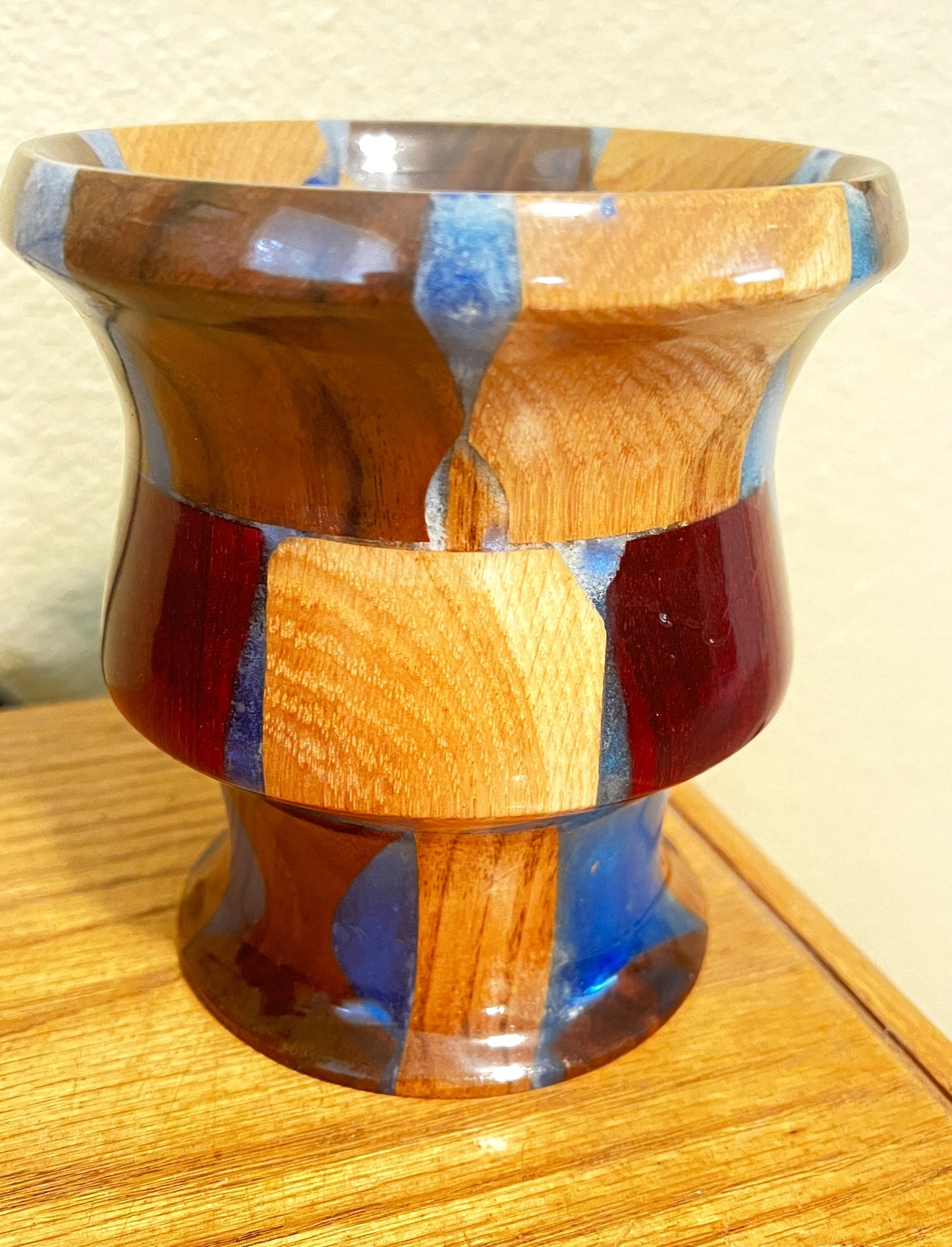 "Checkered", a segmented vase