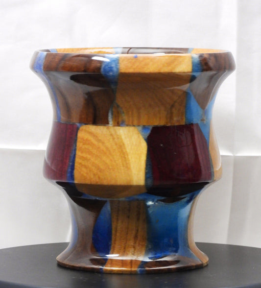 "Checkered", a segmented vase